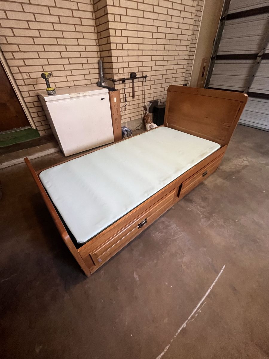 Wood twin bed frame with drawers