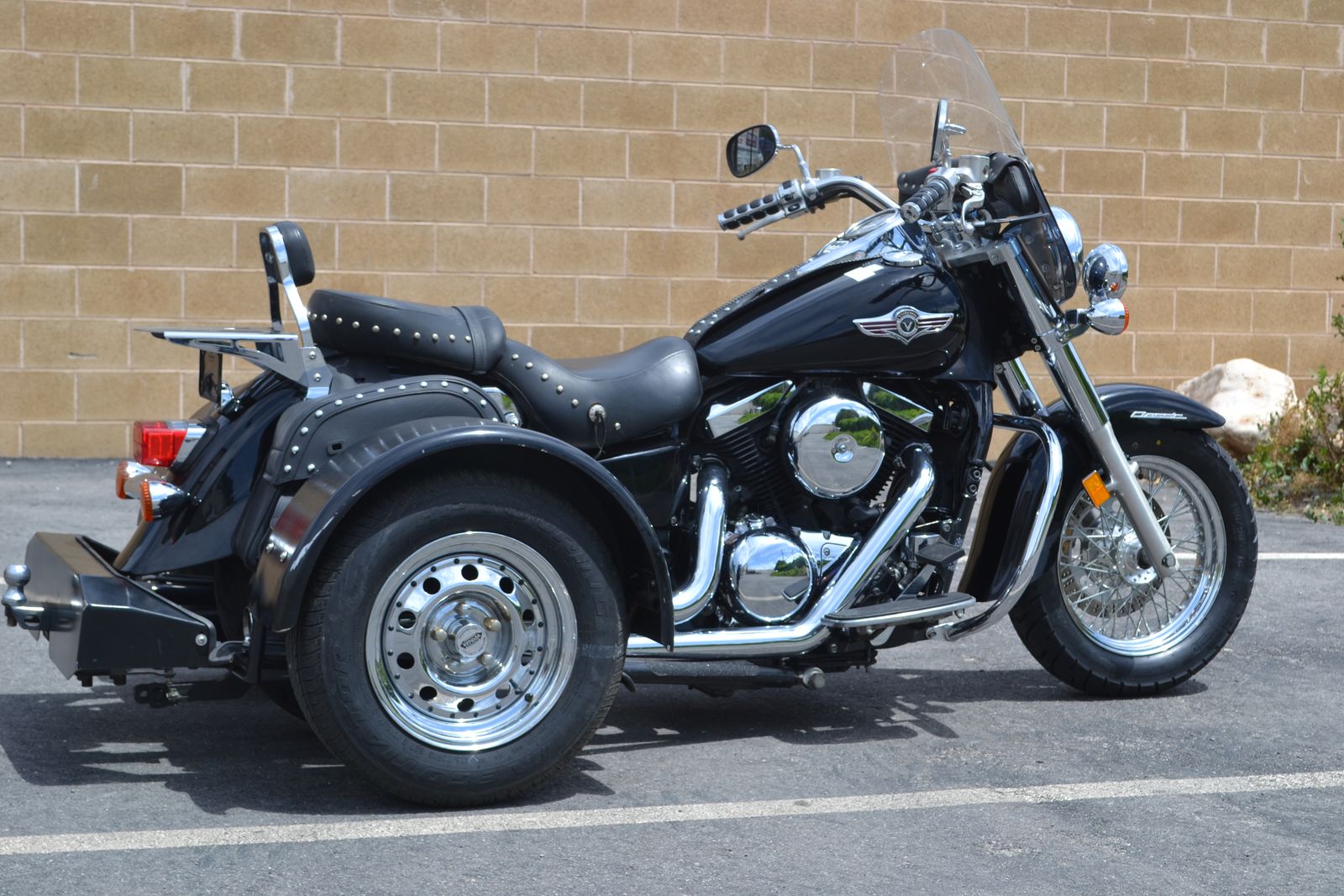 2006 Kawasaki Vulcan 1500 Classic Trike - LOW MILES