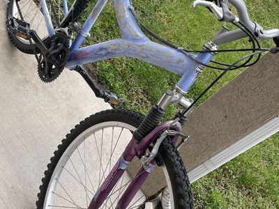 Girls bike
