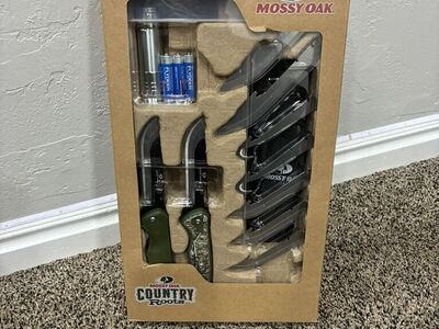 Mossy Oak Hunting Combo 13pc Set!!