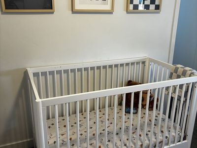 Baby crib and mattress