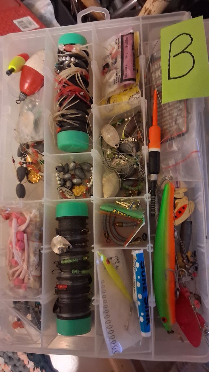FISHING LURES AND WEIGHTS "B"
