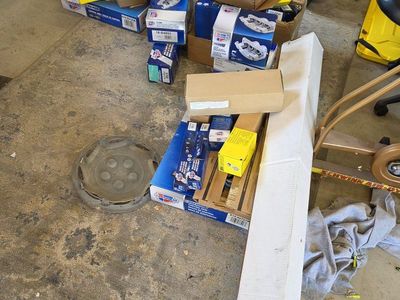 lot of auto parts car quest