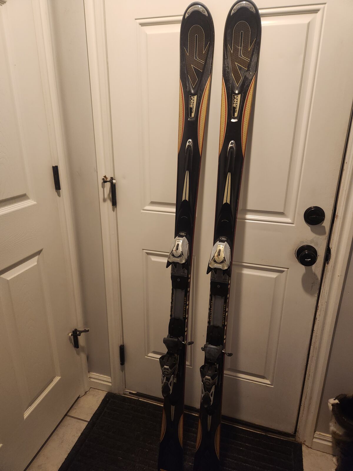 K2 apache skis