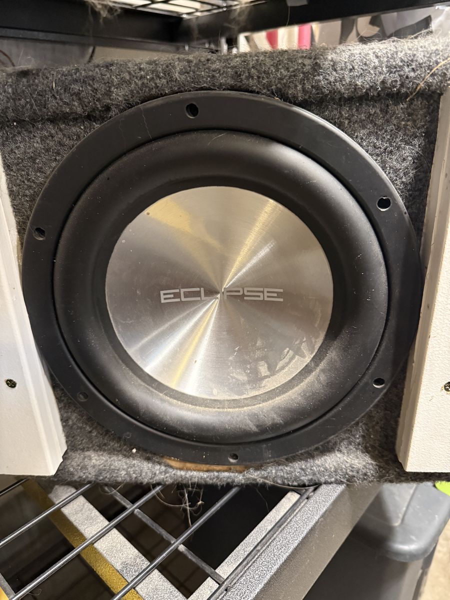 Rockford Fosgate Punch P800.2 + Eclipse SW8102.4 10” Subwoofer