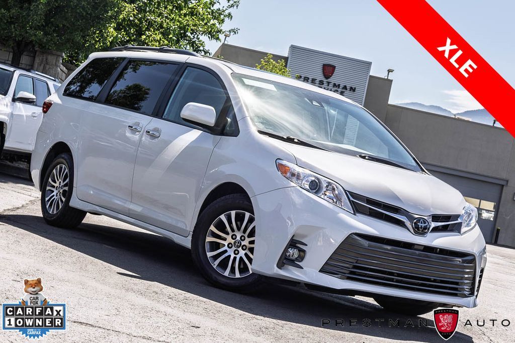 2020 Toyota Sienna XLE Premium 8-Passenger