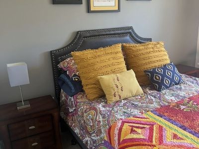 Rustic Lodge Queen Bedroom Set w/ Upholstered Nailhead Headboard, Serta Mattress, 2 Nightstands, Chest