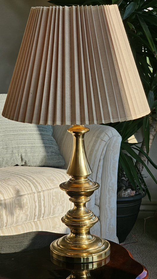 Vintage Stiffel Brass Table Lamp Model 6167 with Pleated Shade
26"Hx16"W