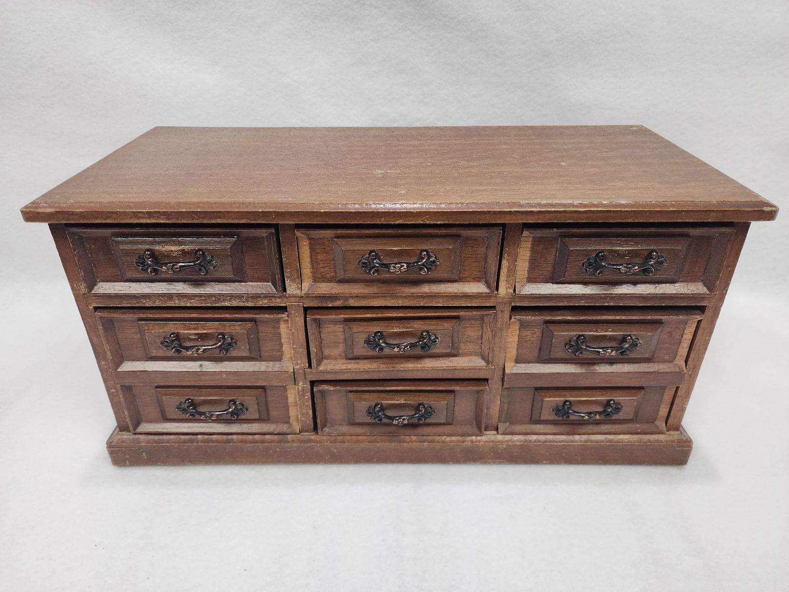 MELE VINTAGE MID CENTURY MODERN NINE DRAWER DRESSER JEWELRY MUSIC BOX NICE CONDITION!