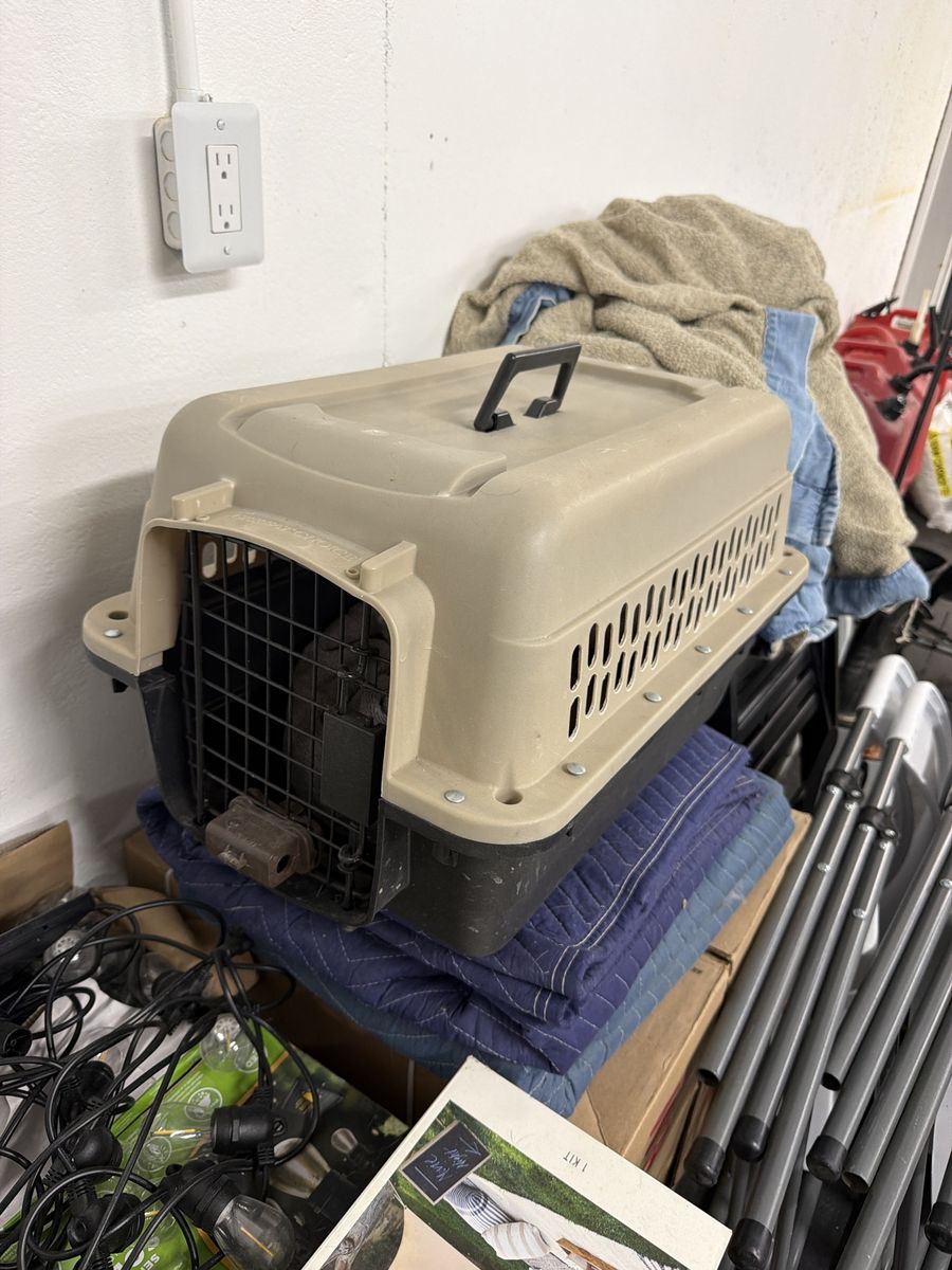 Durable Tan & Black Pet Carrier with Metal Grate Door - Small/Medium Dog or Cat Kennel