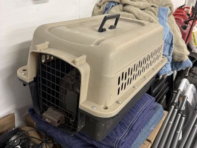 Durable Tan & Black Pet Carrier with Metal Grate Door - Small/Medium Dog or Cat Kennel