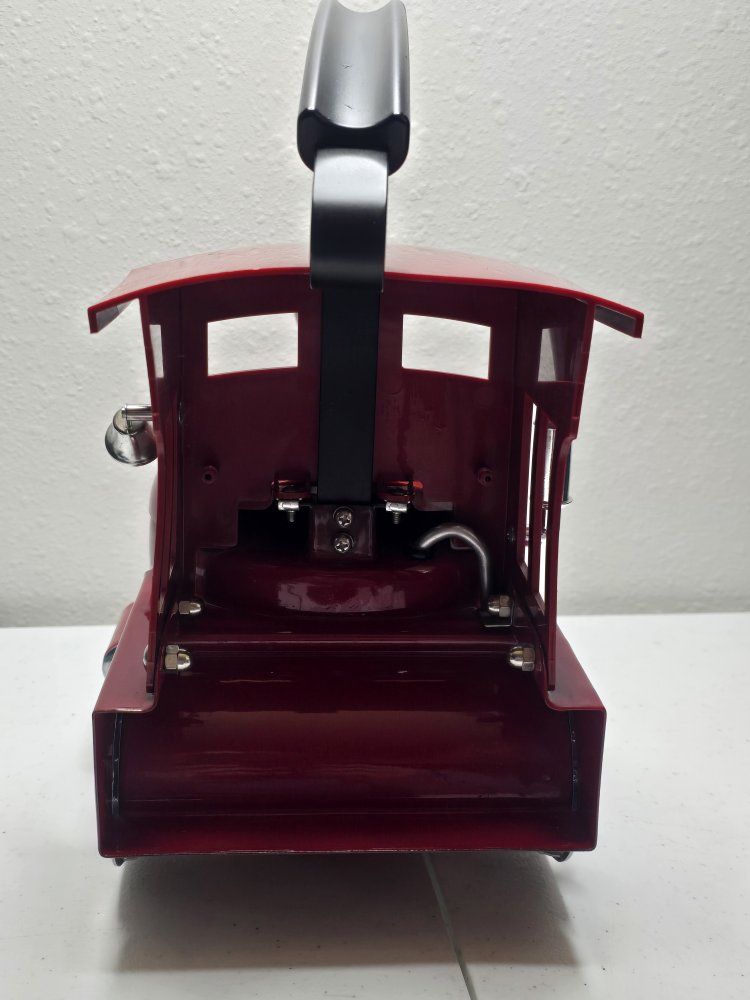 Main image 8