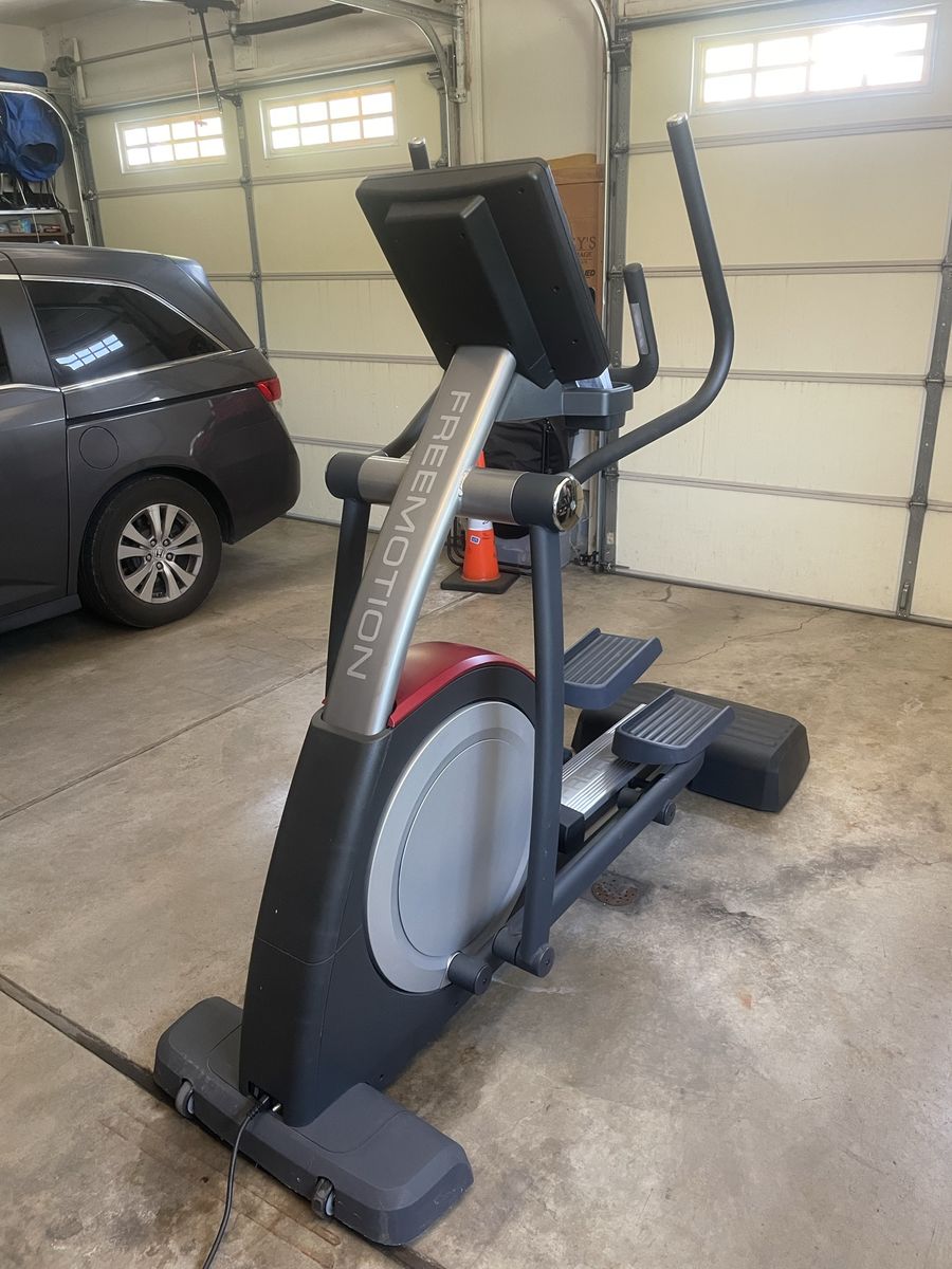 FreeMotion e11.6 Front Drive Elliptical Crosstrainer