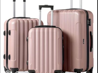 New! 3-Piece Hardshell Luggage Set