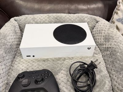 Xbox s with pro controller