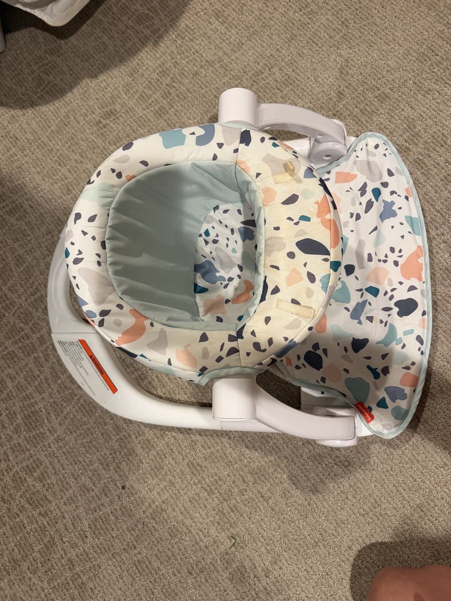 Fisher-Price Portable Baby Chair Sit-Me-Up Floor Seat With Developmental Toys & Machine Washable Seat Pad, Pacific Pebble