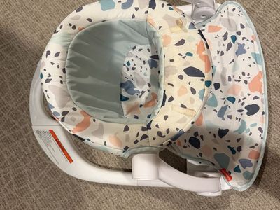 Fisher-Price Portable Baby Chair Sit-Me-Up Floor Seat With Developmental Toys & Machine Washable Seat Pad, Pacific Pebble