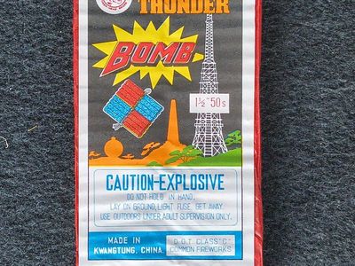 Vintage Thunder Bomb fire crackers