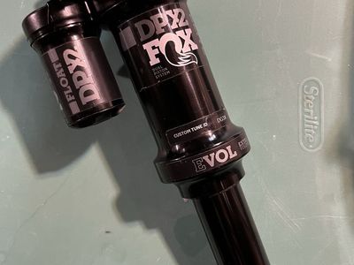 Fox FLOAT DPX2 Performance EVOL Rear air Shock