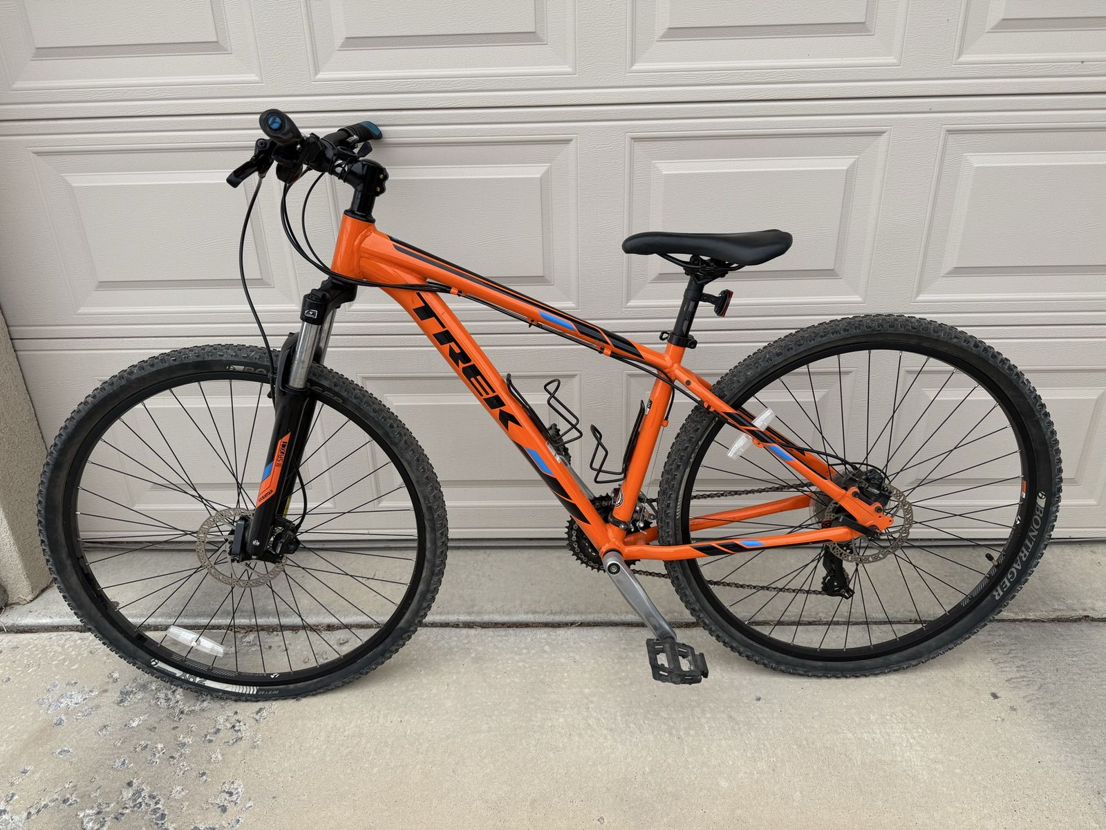 Trek Marlin 5 Mountain Bike - Orange - 17.5" Frame - Hardtail - 29" Wheels