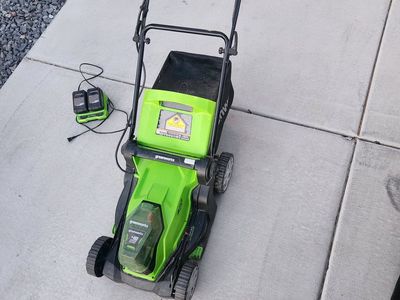 Greenworks Electric Lawn Mower. 48v