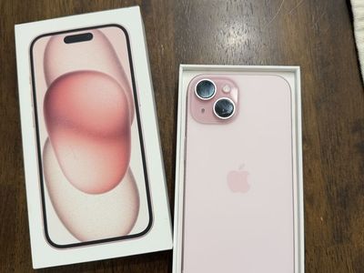 Unlocked iPhone 15 pink 128gb