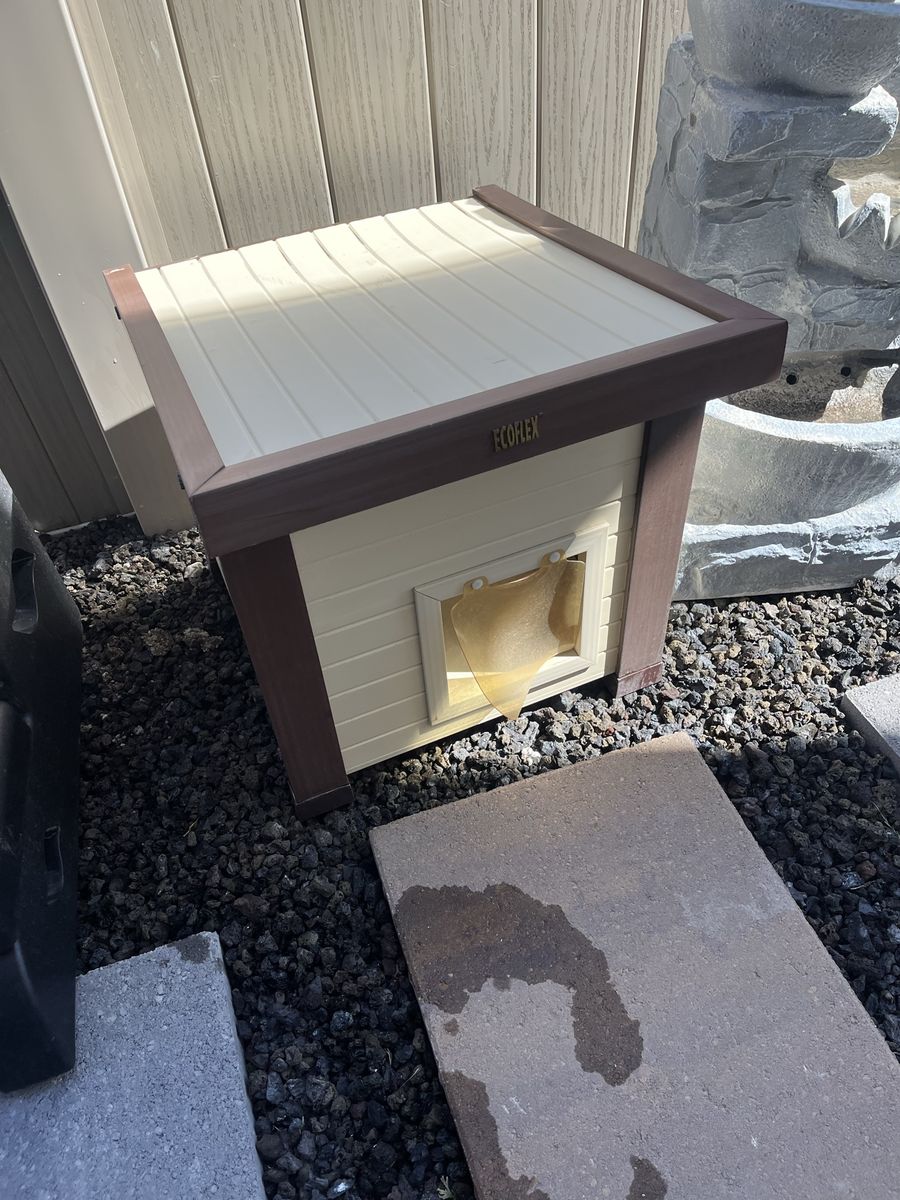 Outdoor small pet house