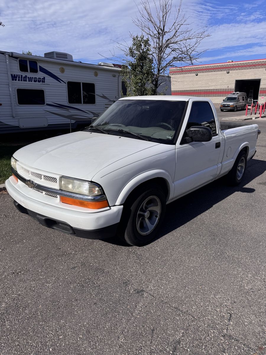 2003 Chevrolet S-10 LS