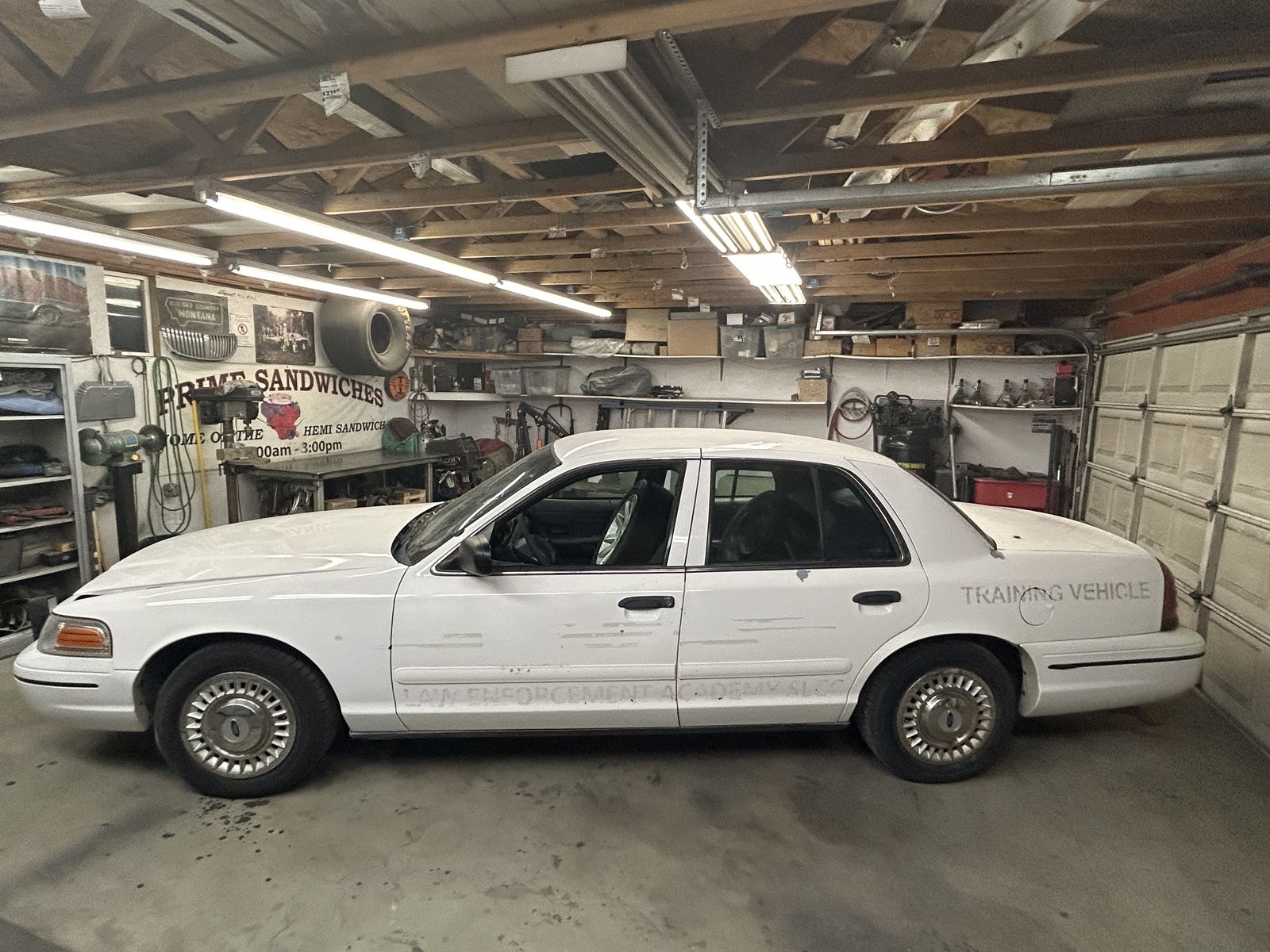 2000-2011 Crown Vic parts
