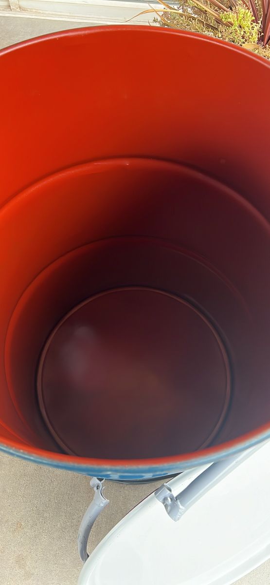 Main image 3