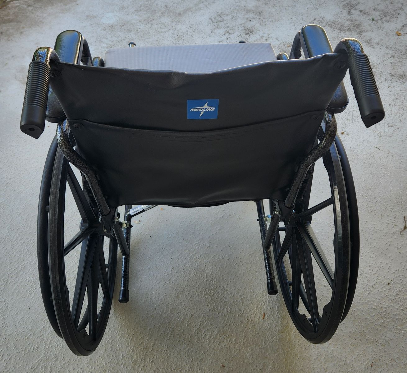 Main image 4