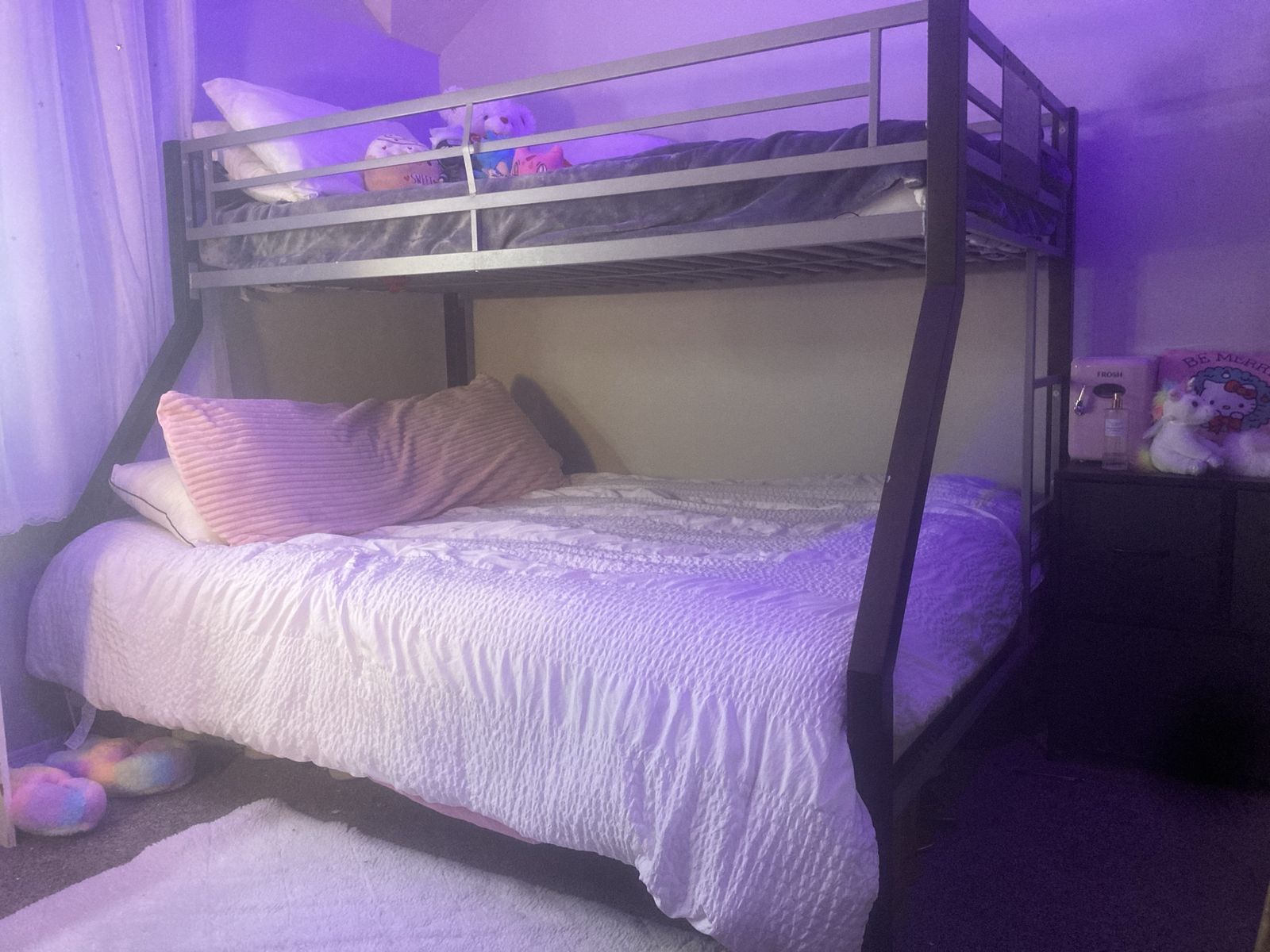 Twin over full bunk bed