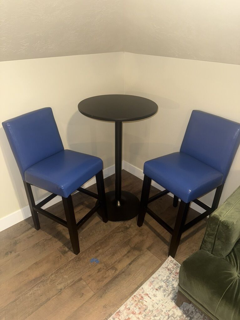 Bar Table And Chairs