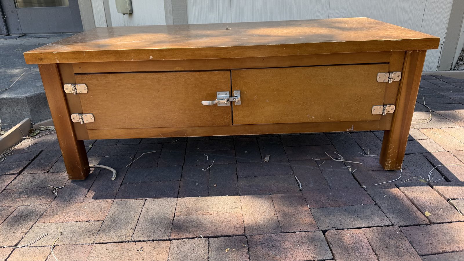 Free coffee table (just have to pick it up)