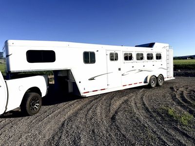 Trail West Classic Gooseneck 4 Horse Trailer