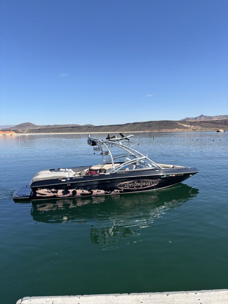 2009 Supra Launch 22SSV Worlds Edition Wake boat