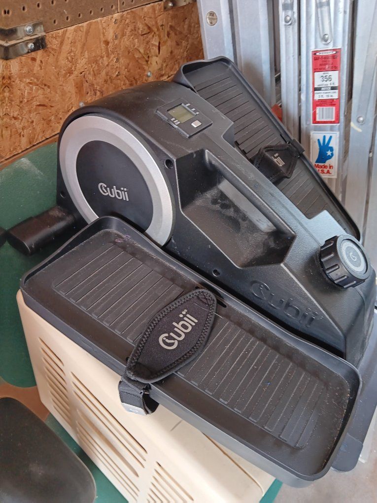 Cubii under desk elliptical