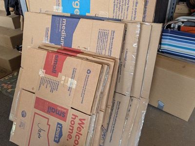 Lowe's Moving Boxes - Bundle of Small, Medium & Large Cardboard Boxes and 2 large totes