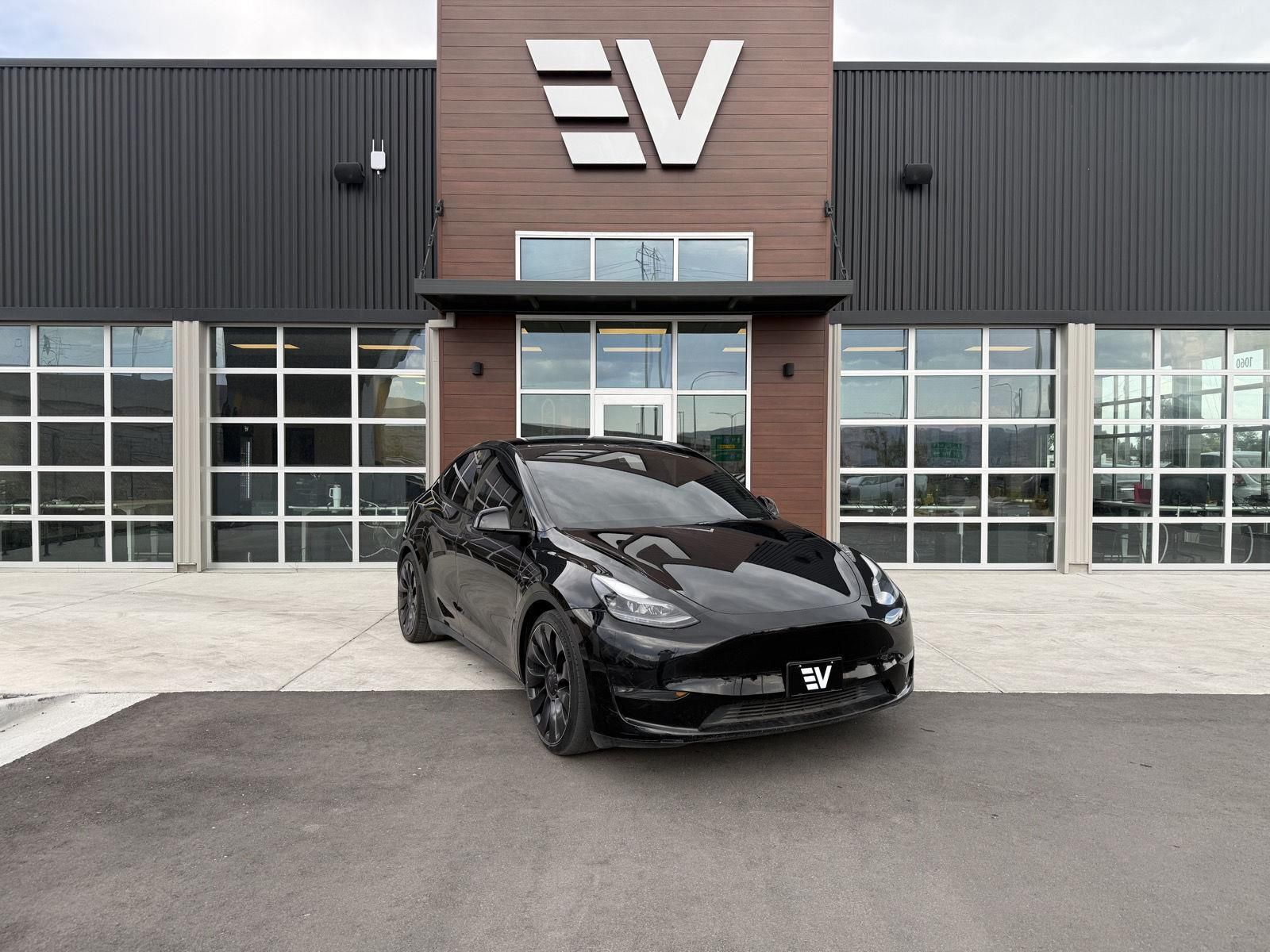 2023 Tesla Model Y Performance