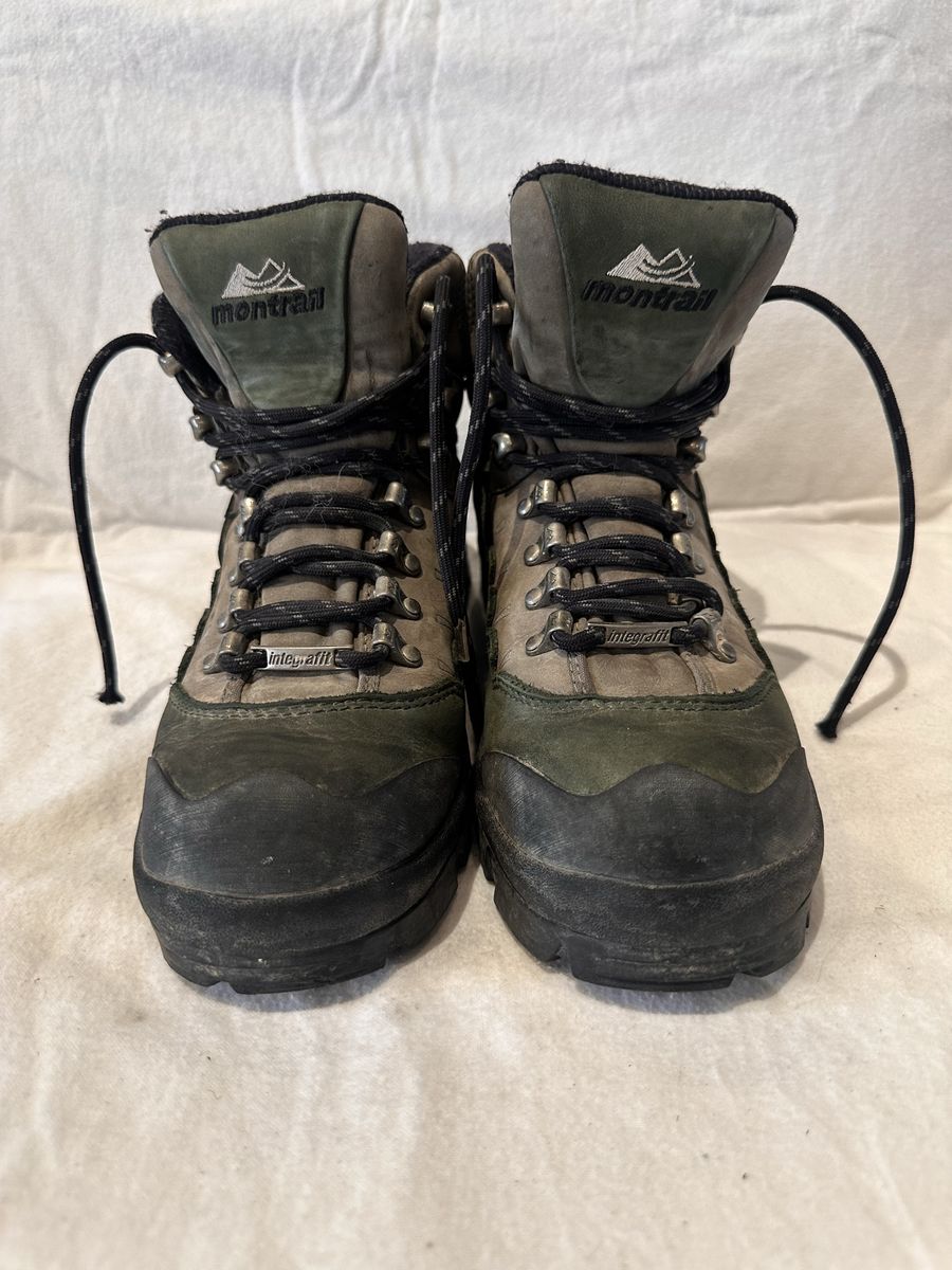 Montrail women’s size 8.5 green/grey leather Gore-Tex mid hiking boots