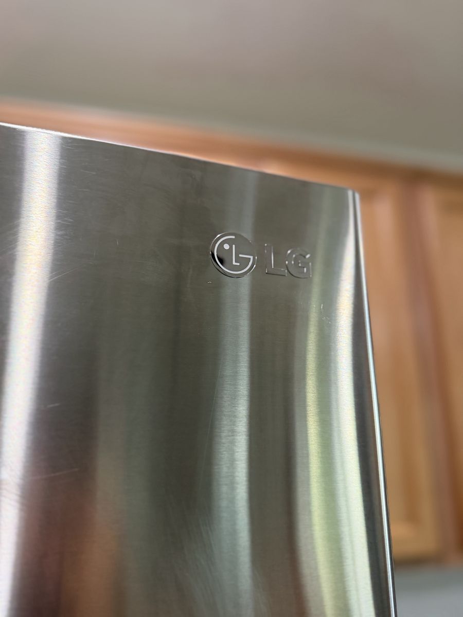 Main image 6