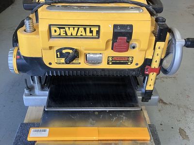 Dewalt 13" planer