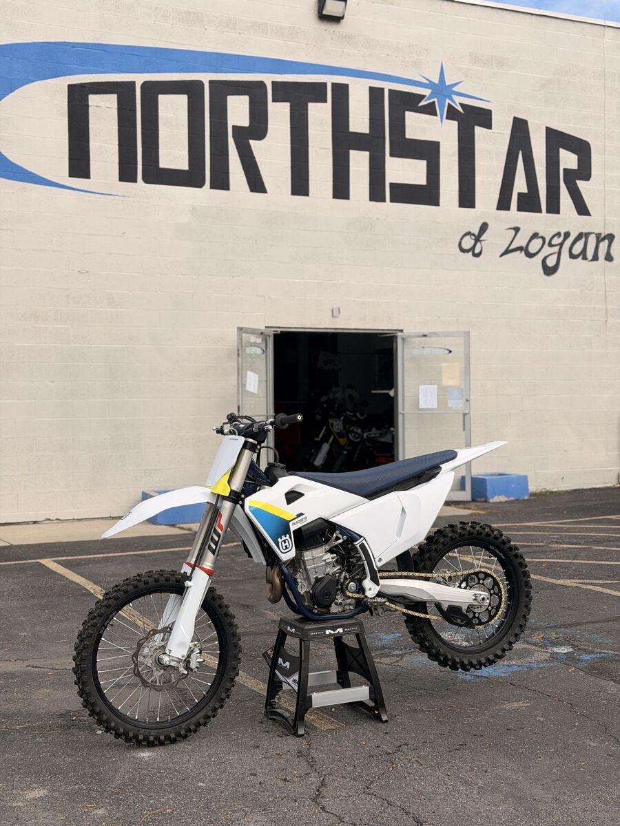 2025 Husqvarna FC450F Dirtbike