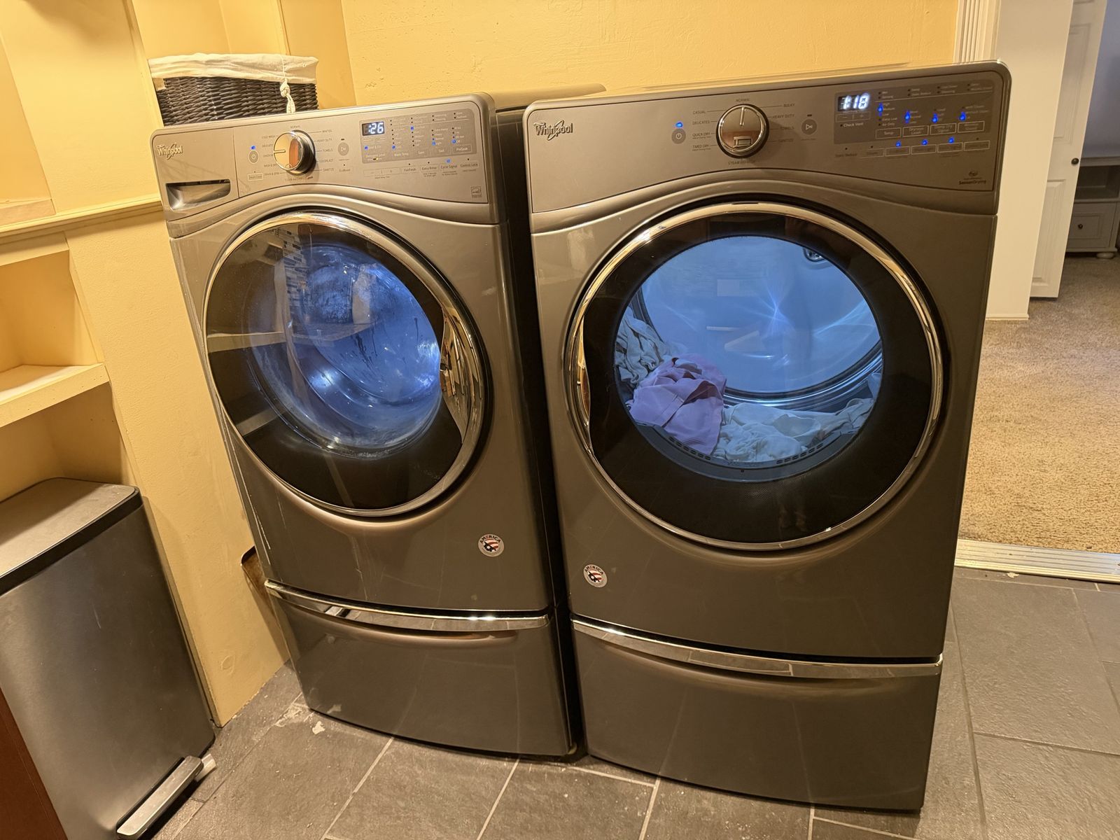 Whirlpool Duet Front Load Washer & Gas Dryer with Pedestals - Gray