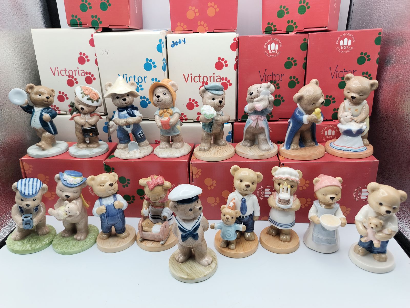 17 Bing Grondahl~Porcelain Victor/Victoria Teddy Bear Figurine Family~Animal Lot