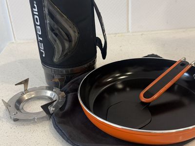Jetboil with Skillet attachment