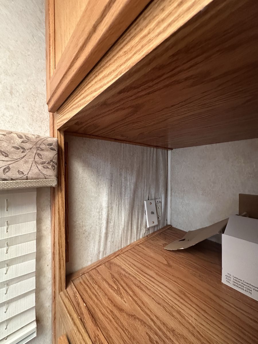 Main image 9