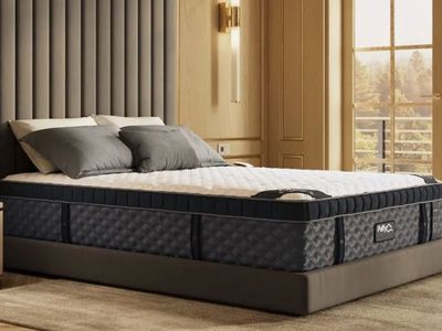 New Puffy Royal 14" Hybrid Mattress - King Size (In Box)