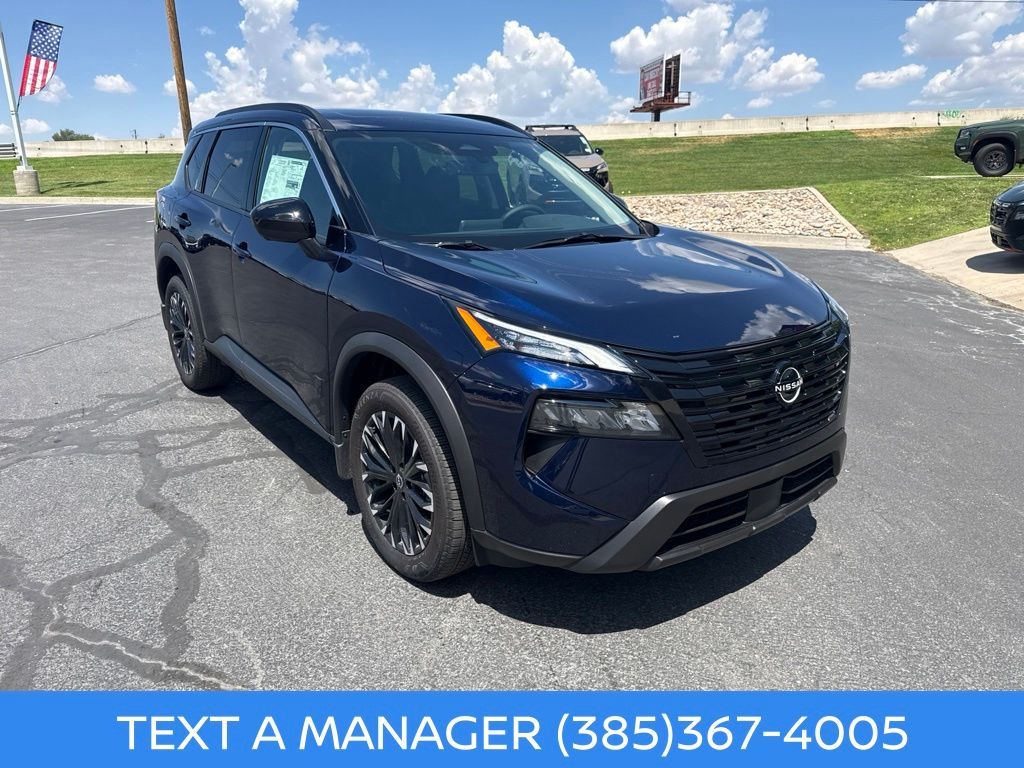 2026 Nissan Rogue Dark Armor