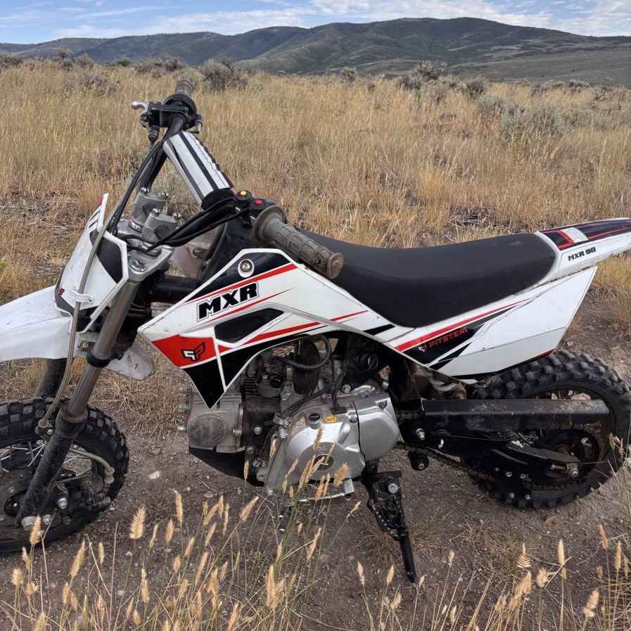 Pitster Pro MXR 90 Dirt Bike - 4 Stroke Engine, Kick Start, Upgraded Rear Brake & Tire